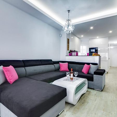 Moderno Apartamento Familiar Junto Al Mar - Conejito Apartment Торевиеха Екстериор снимка