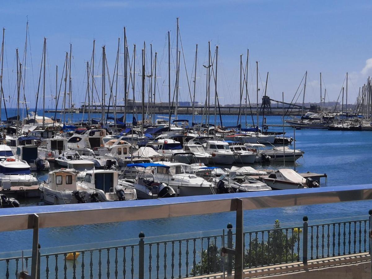 Moderno Apartamento Familiar Junto Al Mar - Conejito Apartment Торевиеха Екстериор снимка
