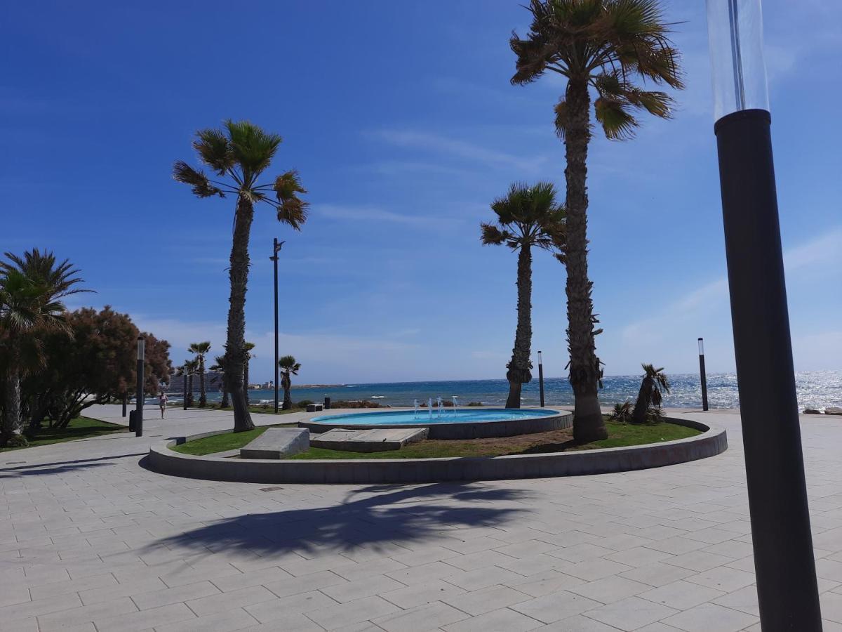 Moderno Apartamento Familiar Junto Al Mar - Conejito Apartment Торевиеха Екстериор снимка